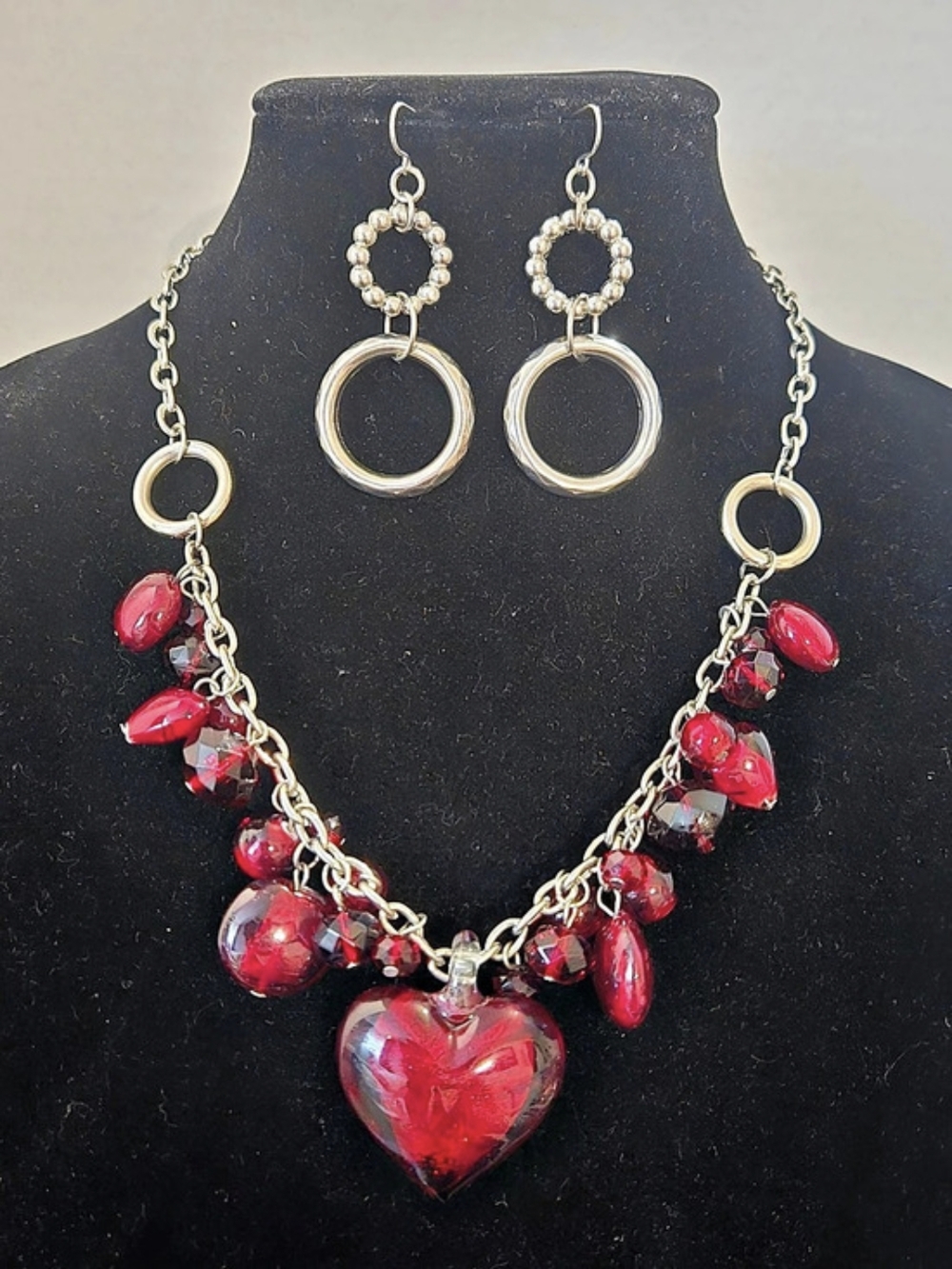 Red Heart Pendant Necklace & Earrings